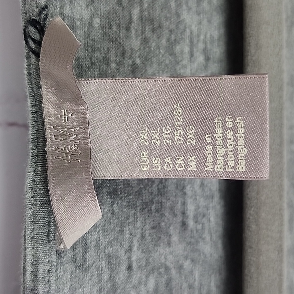 H&M 2X 3/4 Sleeve Top - Picture 3 of 4